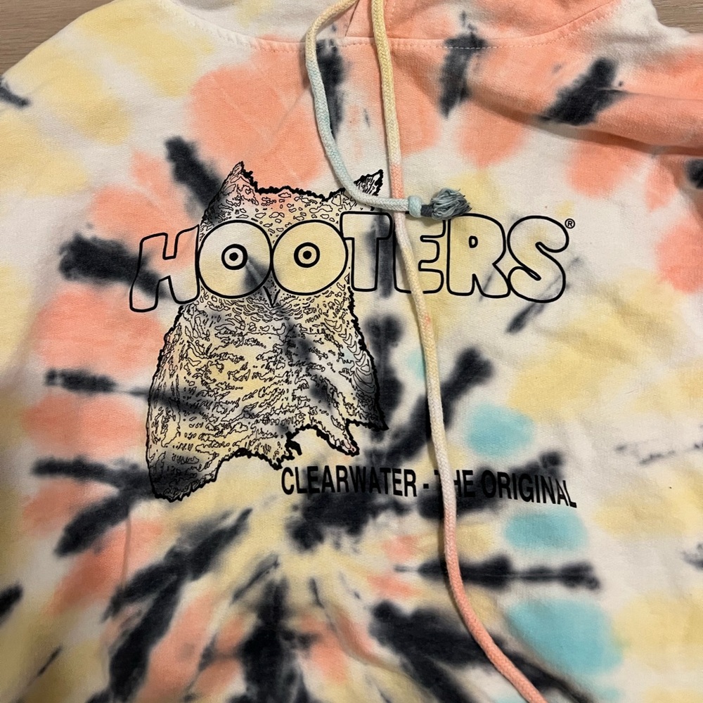Hooters vintage hoodie